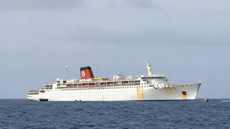 Illustration for: Okaloosa County sinks SS United States near Destin